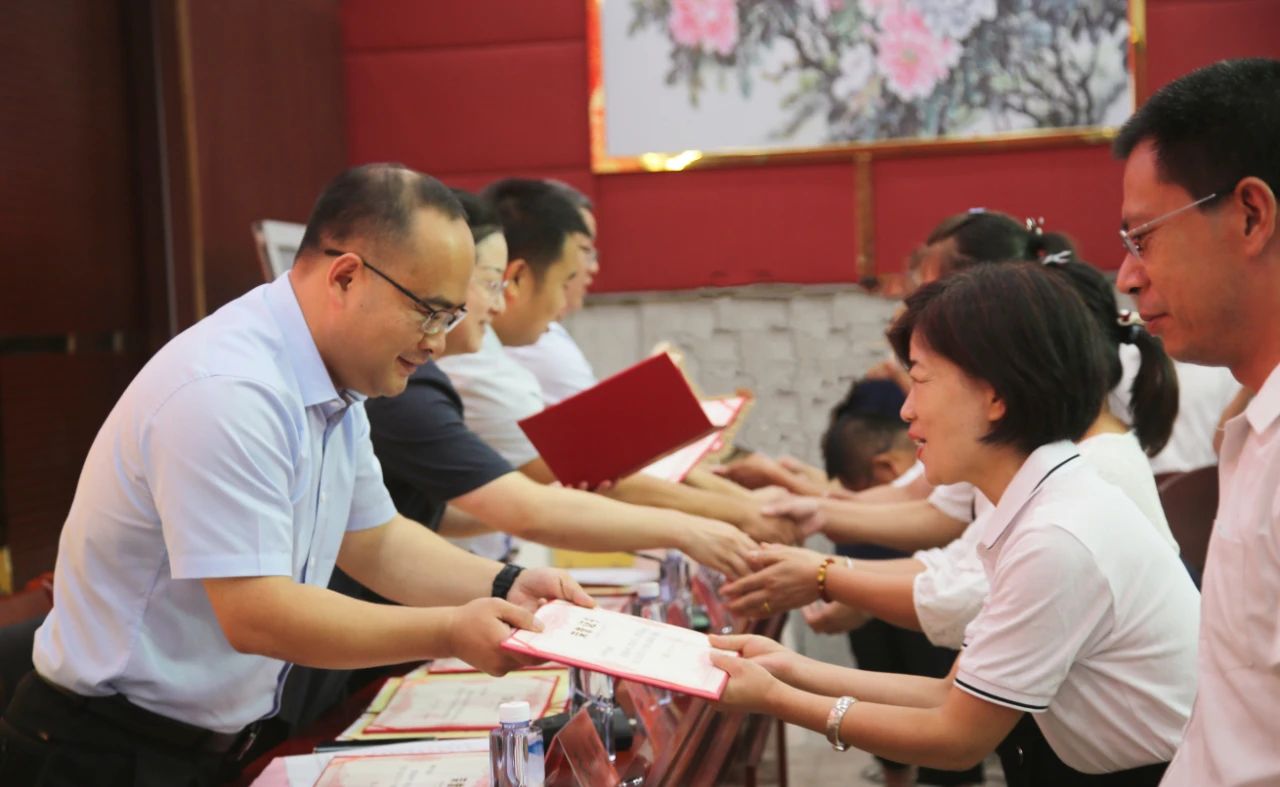 40001百老汇·(电子游戏)集团公司