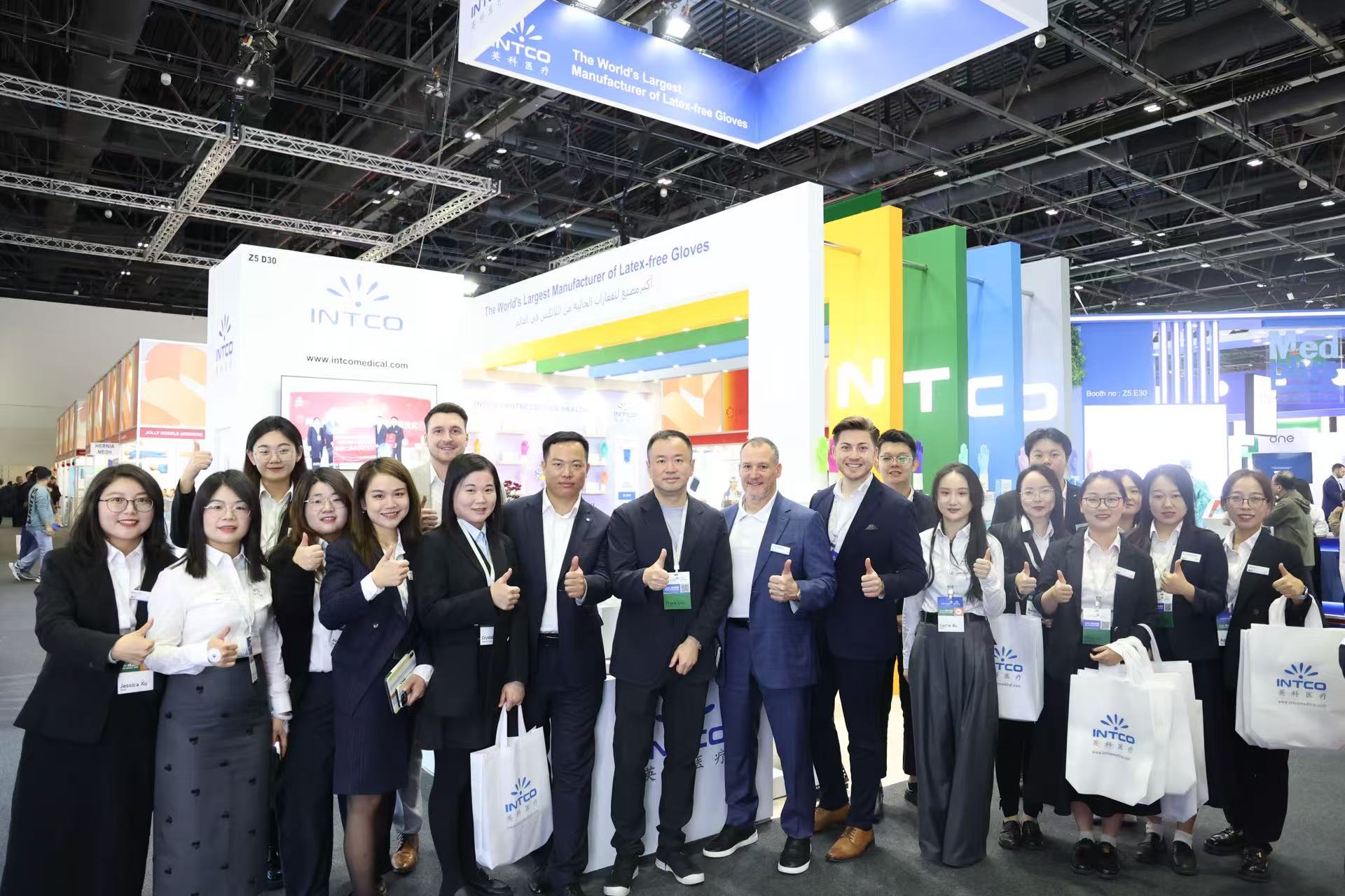 新年首展！40001百老汇亮相Arab Health 2025